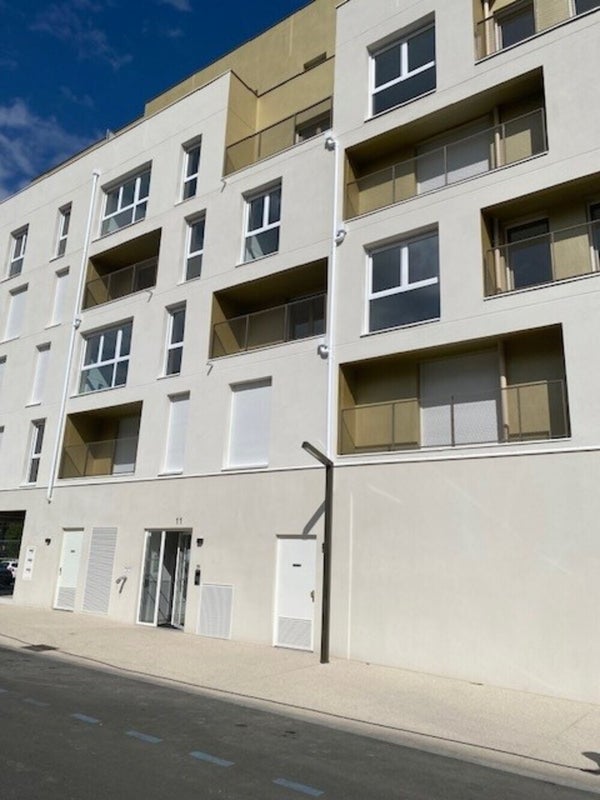 Appartement Place du Miroir d'Eau à Savigny-le-Temple