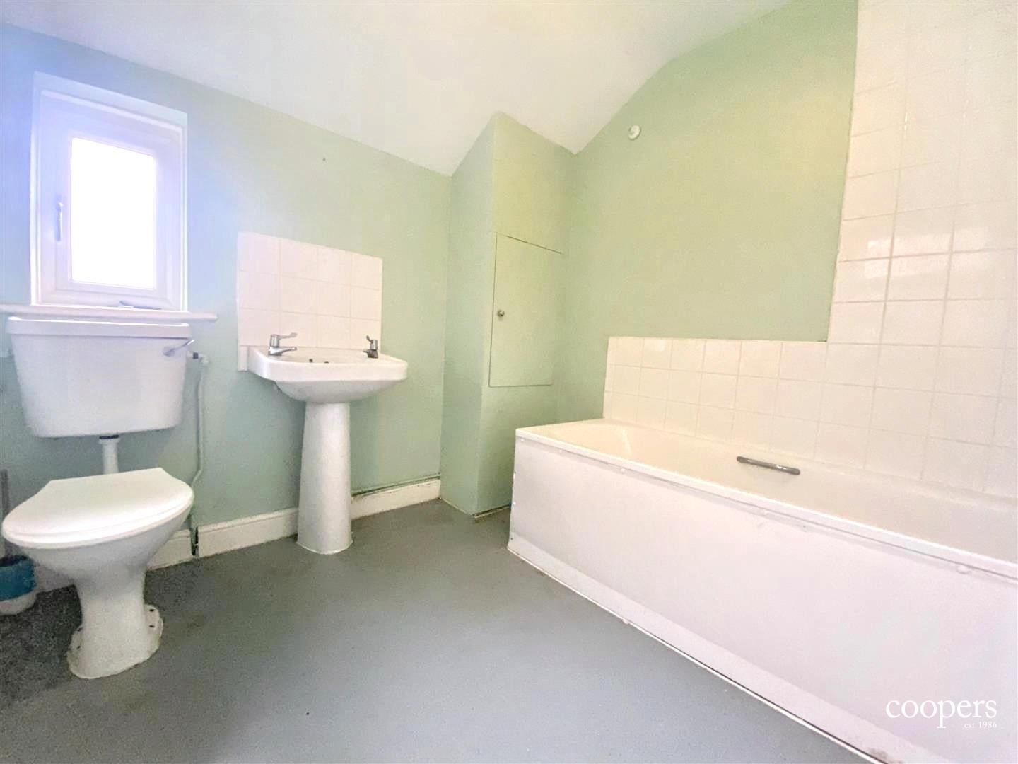 House Connaught Close in Greater London
