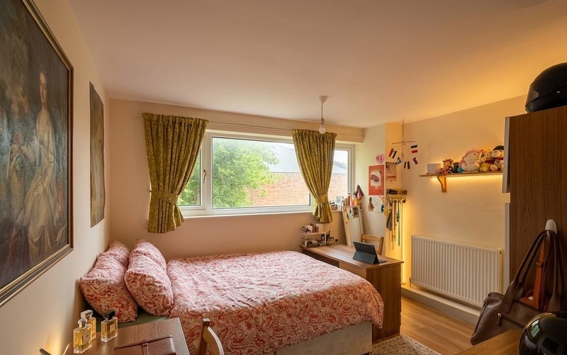 Room Grafton Close in Newcastle upon Tyne