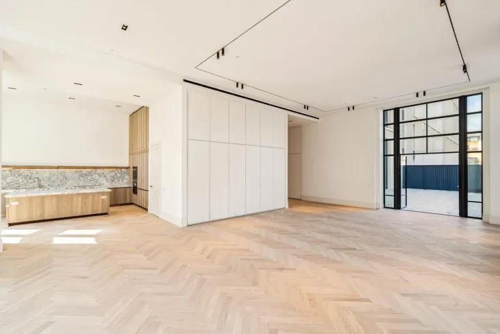Flat Queensway in City of Westminster