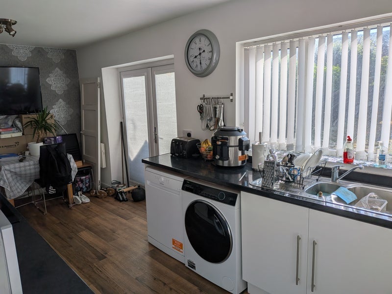 Room Lydstep Crescent in Cardiff