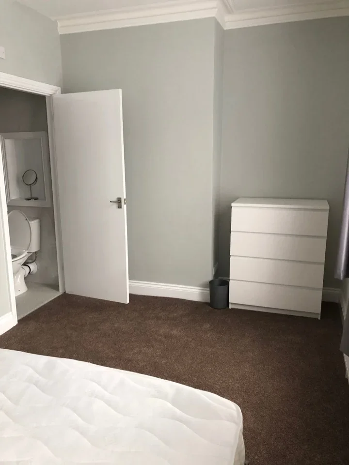 Room Haywra Street in Harrogate