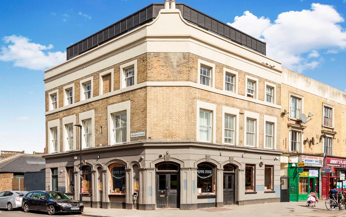 Flat Valentia Place in Greater London