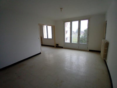 Flat Rue Paul Drouot in Vouziers