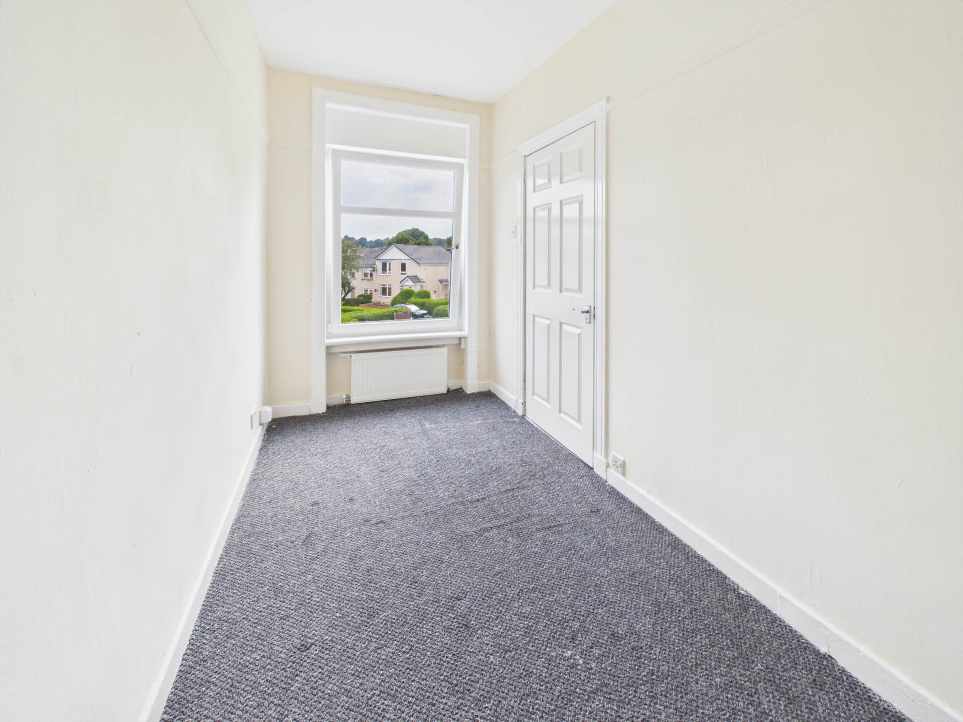 Flat Kingsacre Road in Glasgow
