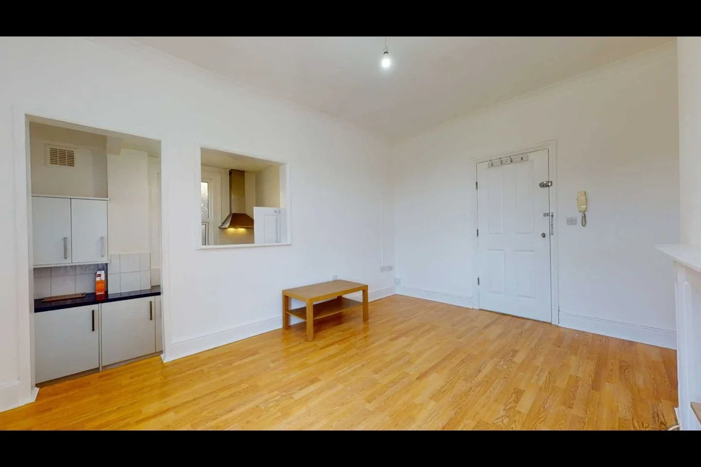 Flat Westwell Road in Greater London