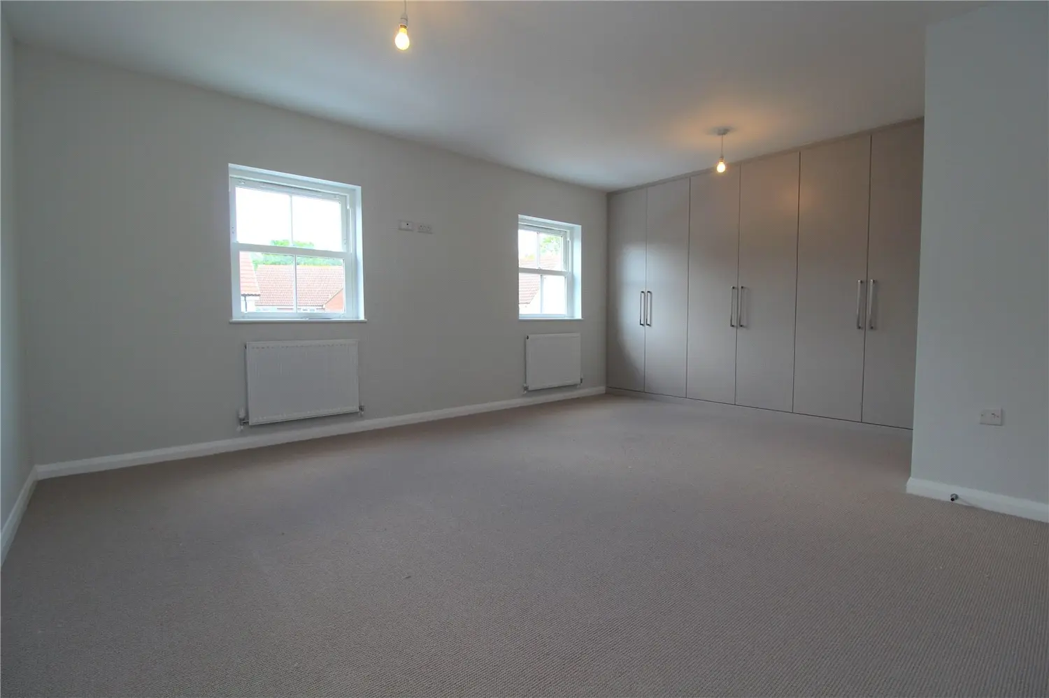 Flat Woodland Close in Ingatestone