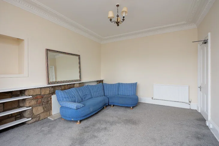House Longstone Road in City of Edinburgh