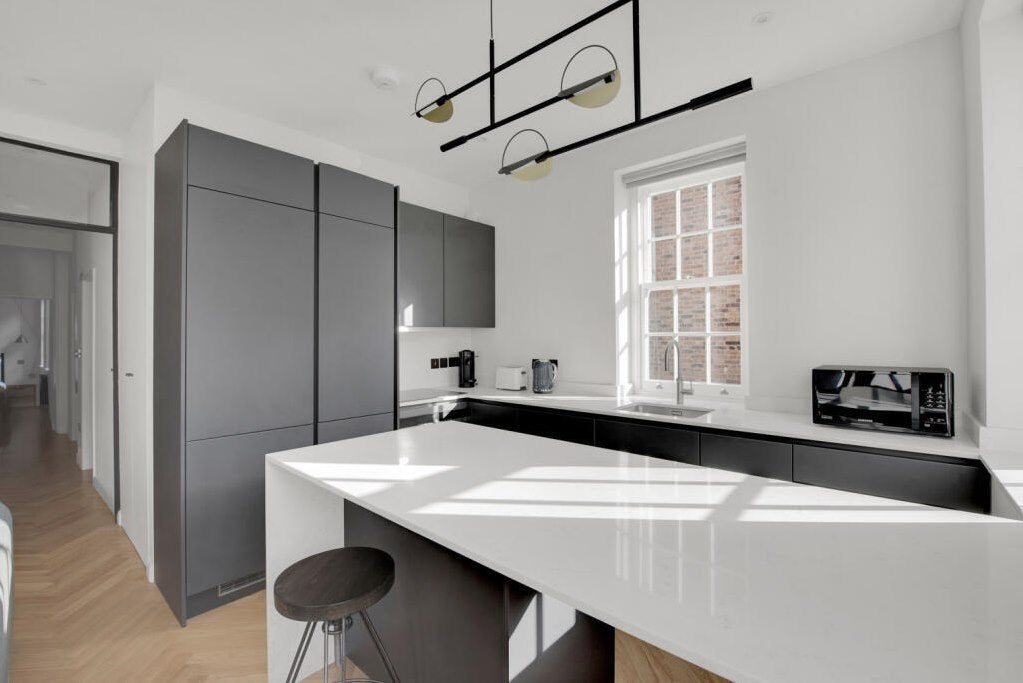 Flat Duke Street in City of Westminster