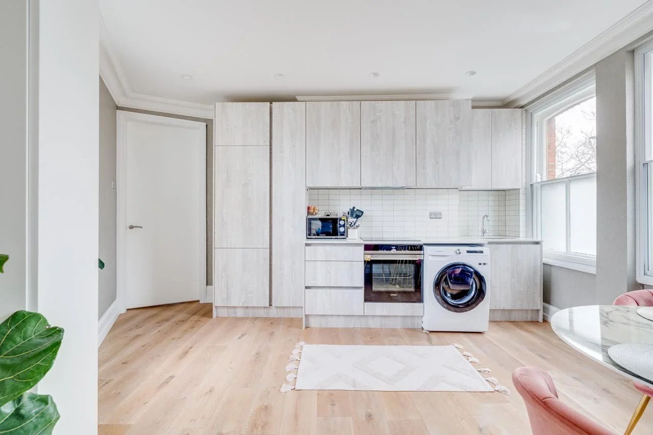Flat Lillie Road in Greater London