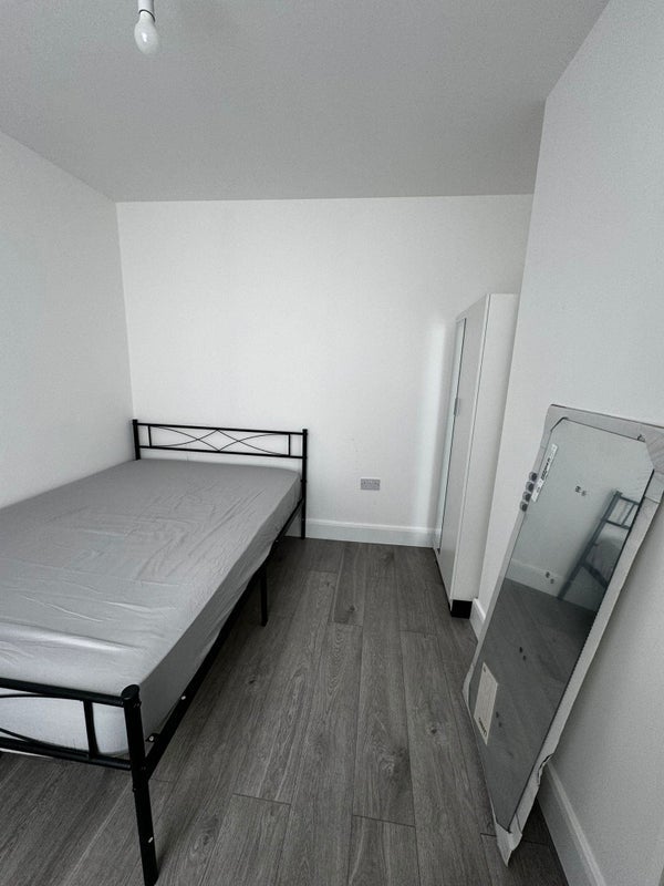 Room Masons Hill in Greater London