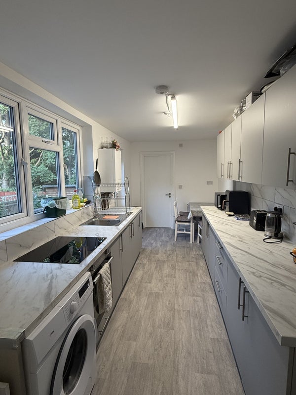 Room Masons Hill in Greater London