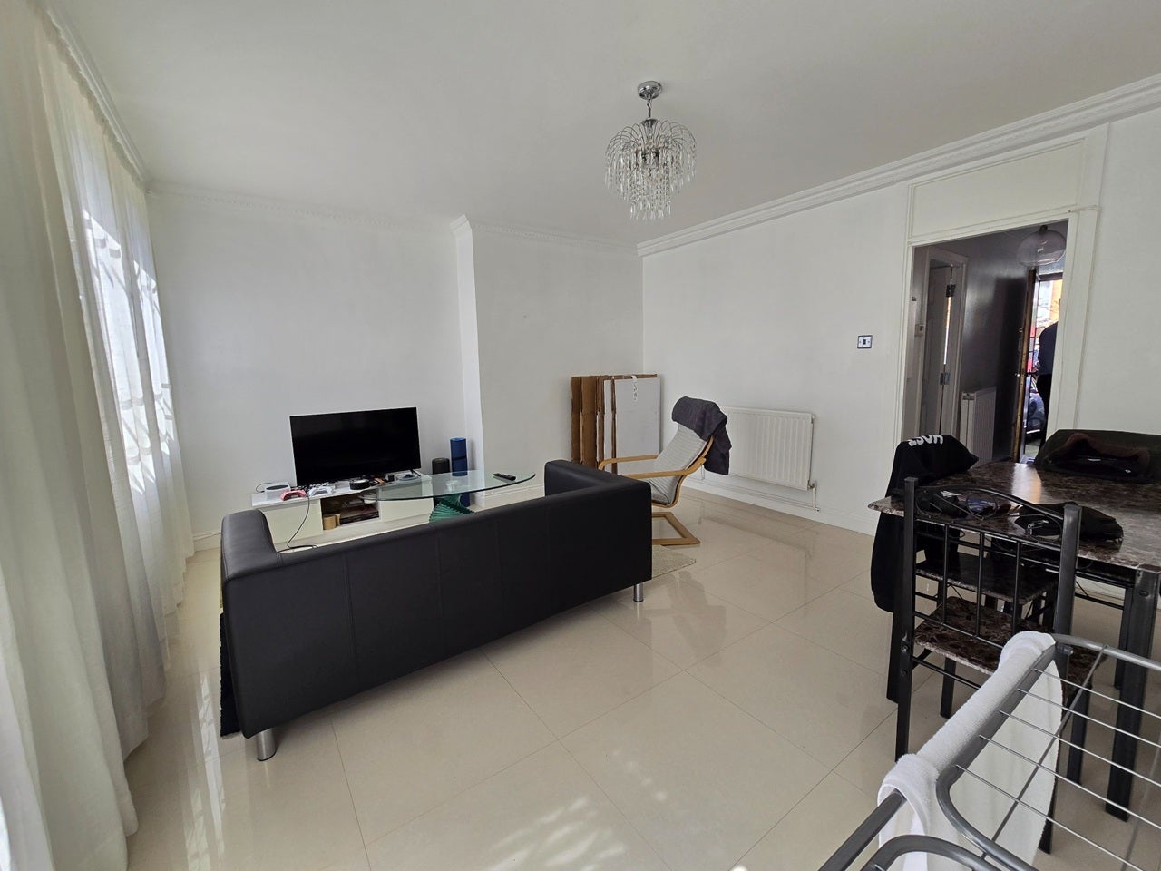 Flat Fern Street in Greater London