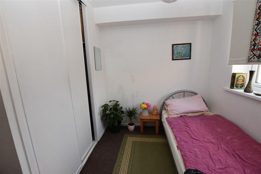 Flat Alan Hocken Way in Greater London