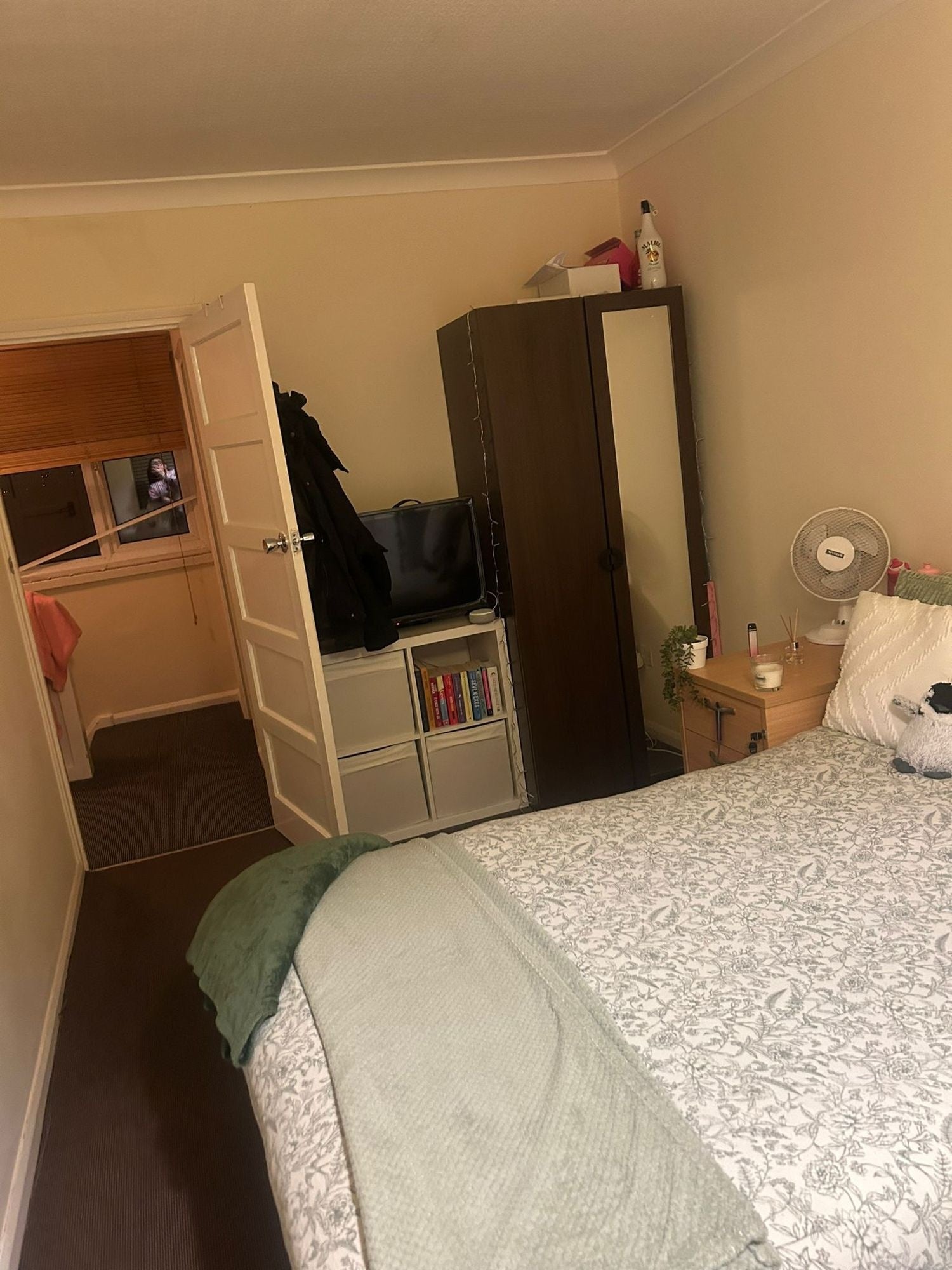 Room Shelley Avenue in Nottingham