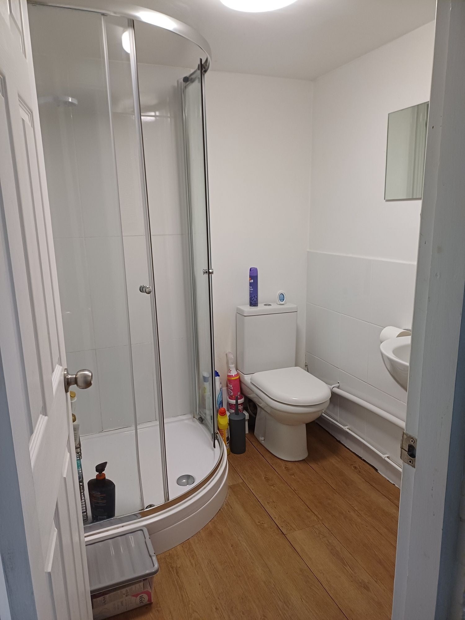 Room Shelley Avenue in Nottingham