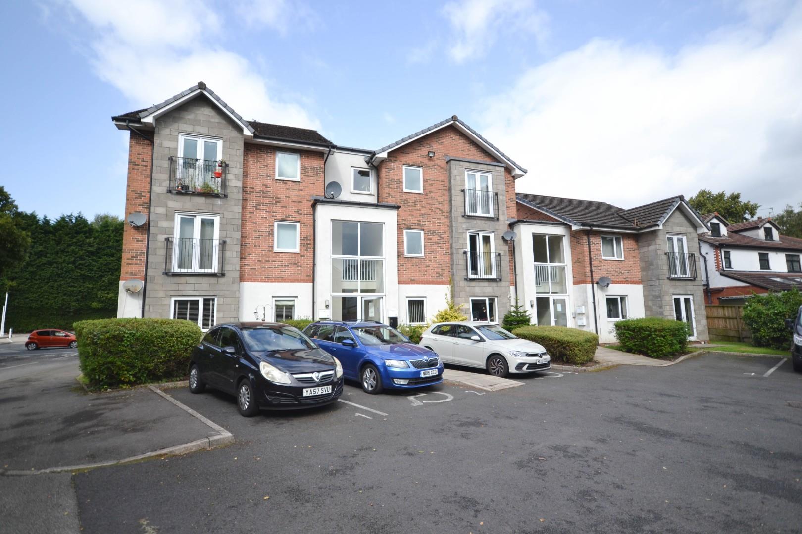 Flat Newbridge Close in Radcliffe