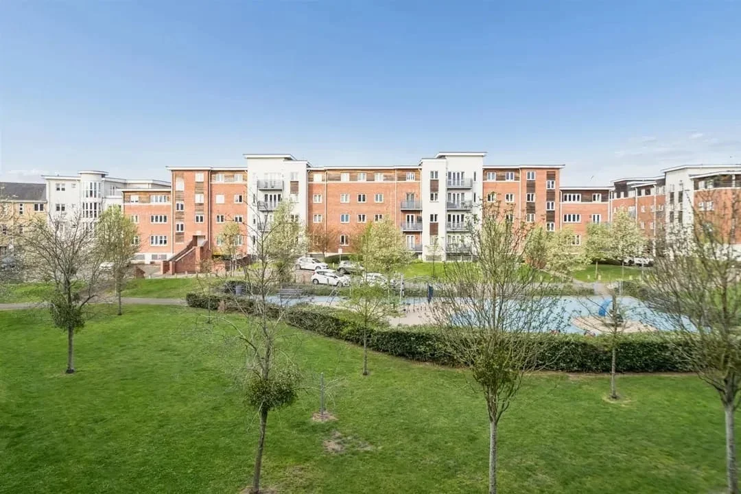 Flat Kingsquarter in Maidenhead