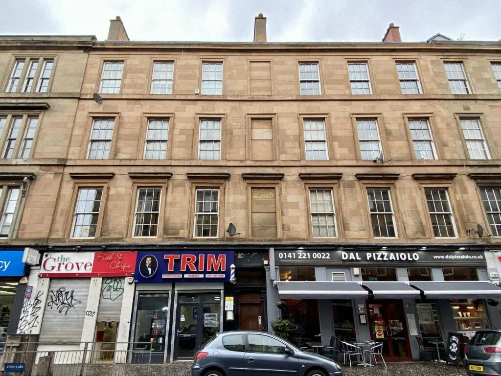 Flat Argyle Street in Glasgow