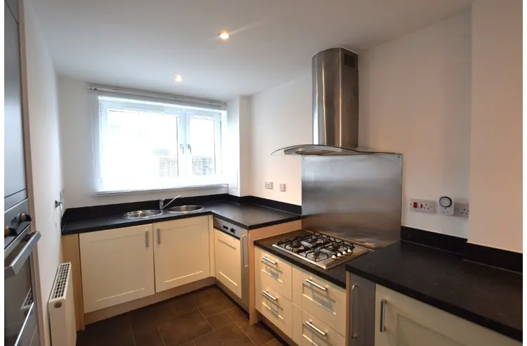 Flat East Pilton Farm Crescent in City of Edinburgh