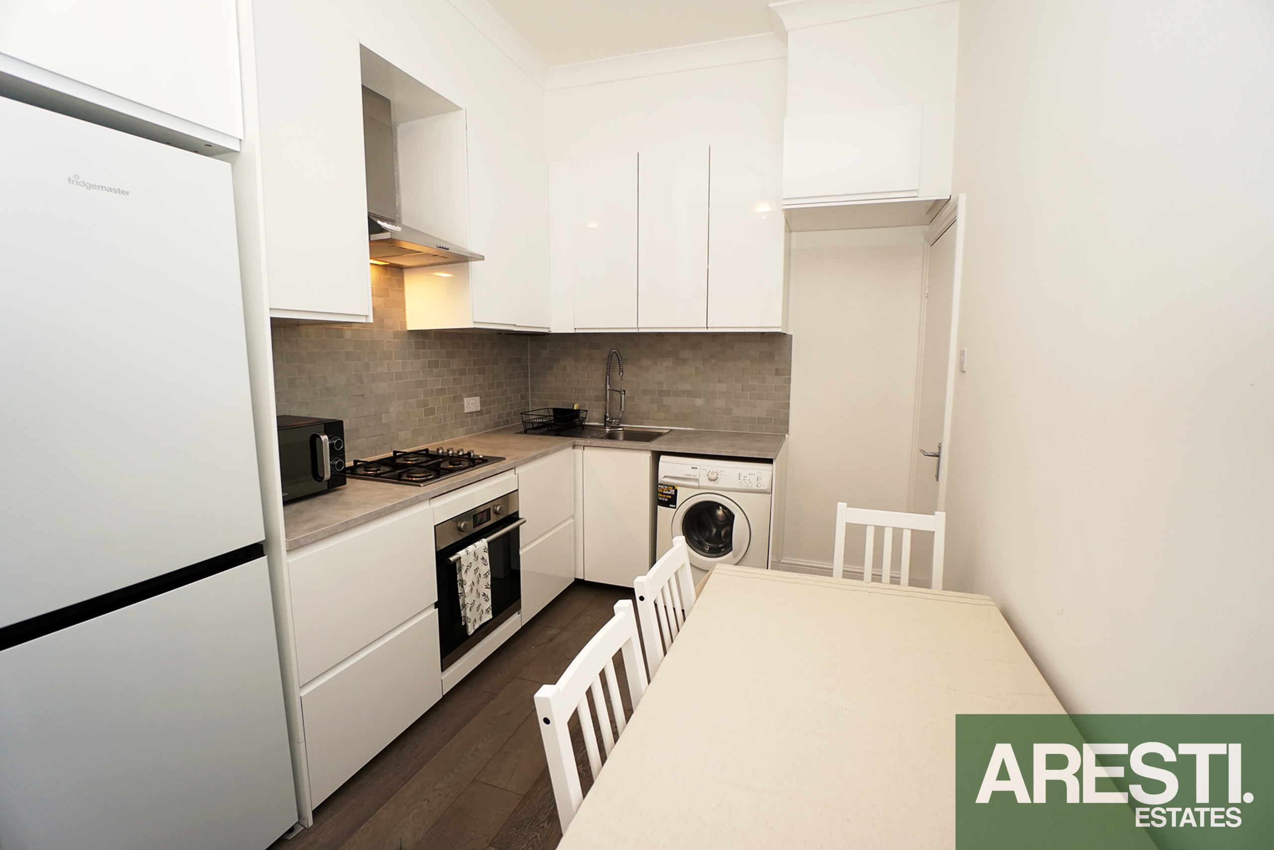 Flat Seven Sisters Road in Greater London