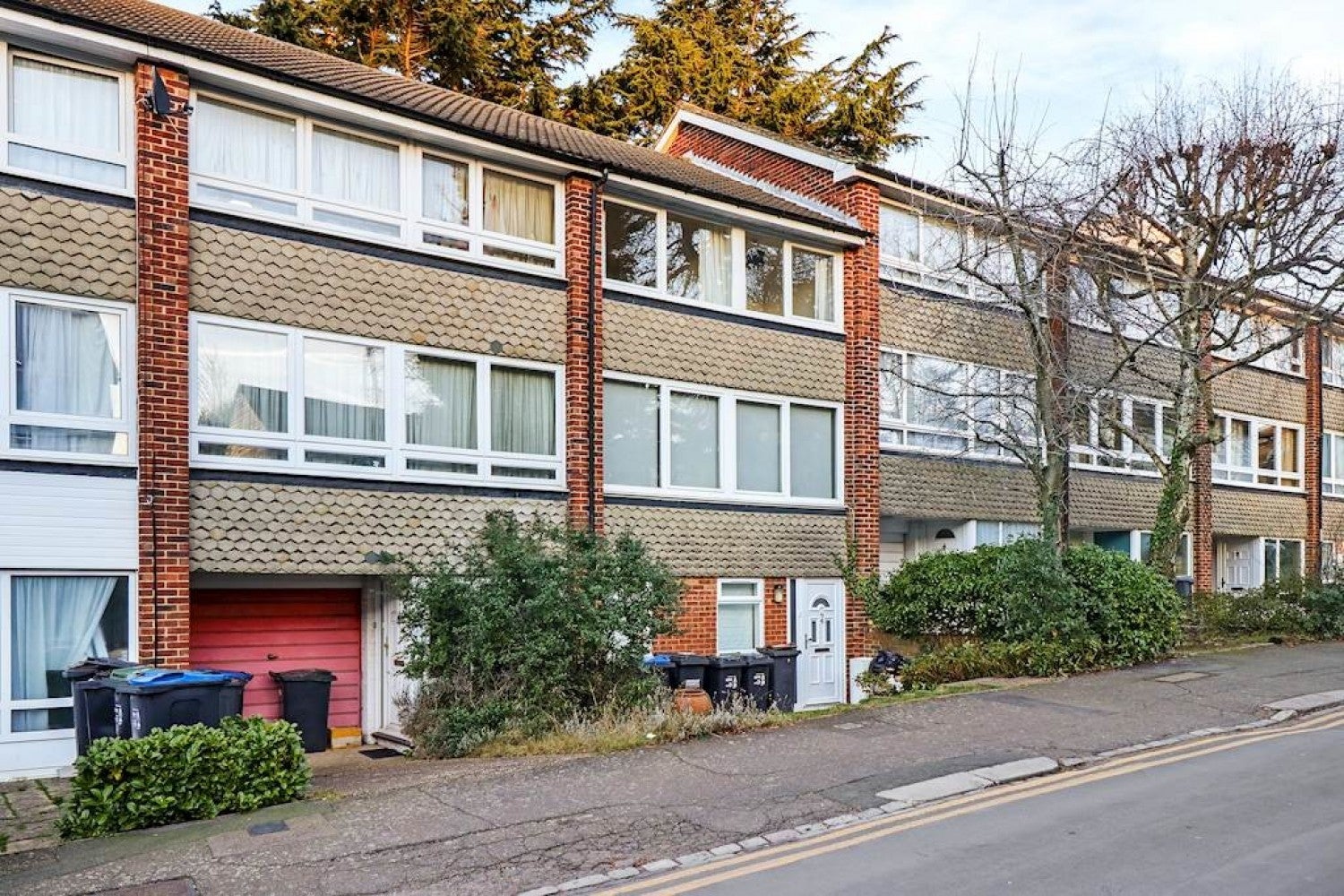 House Wakefield Gardens in Greater London