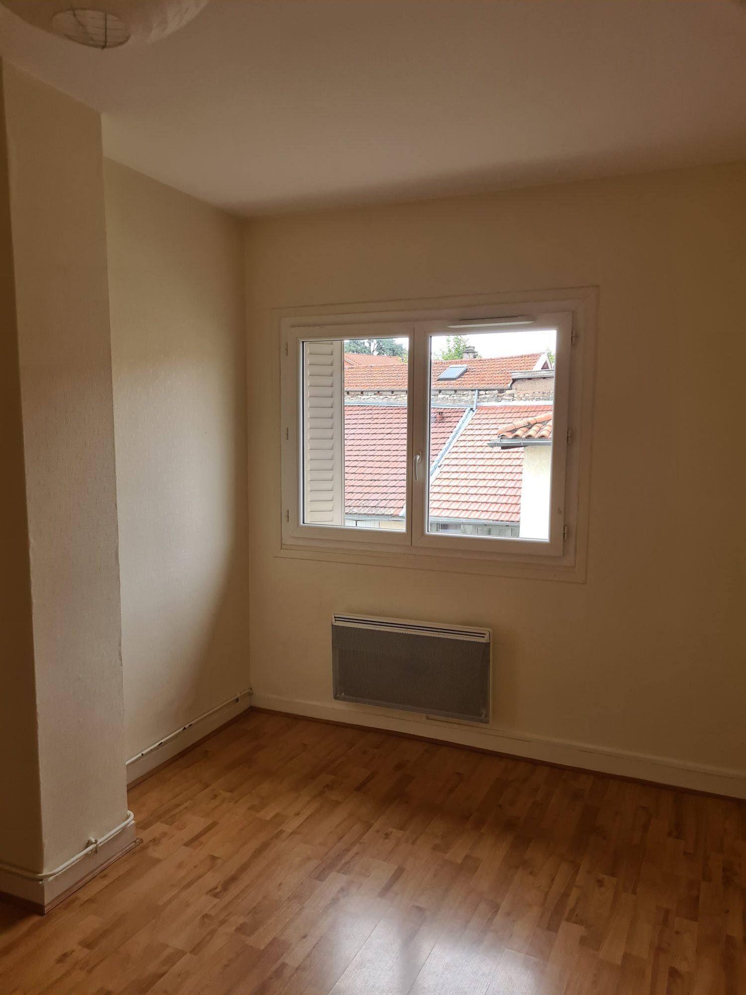 Flat Rue Marie-Paule Rive in Marcilly-d'Azergues