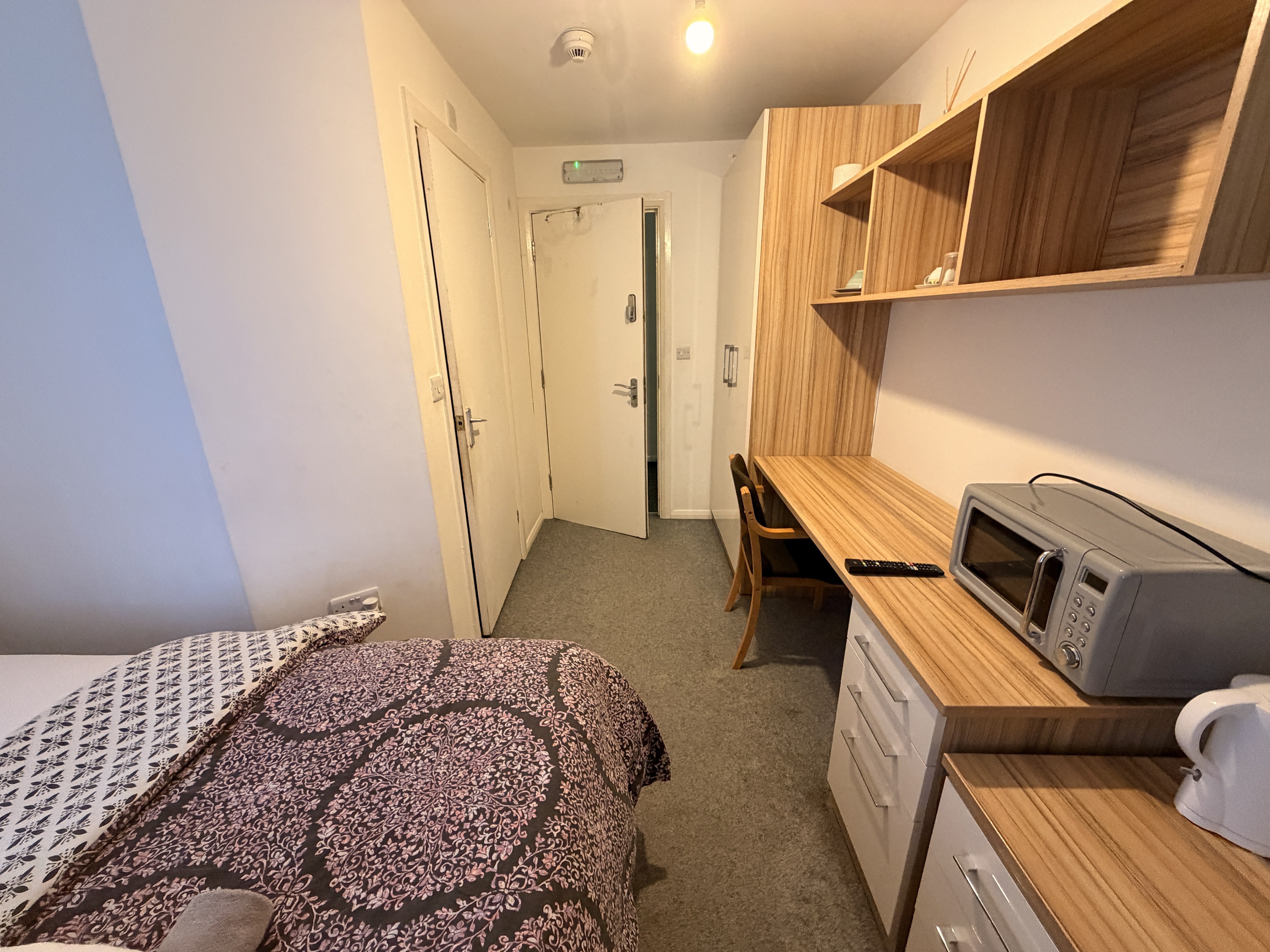 Room Oliver Street in Northampton