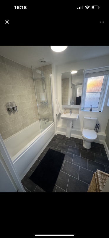 Room Abraham Drive in Poole