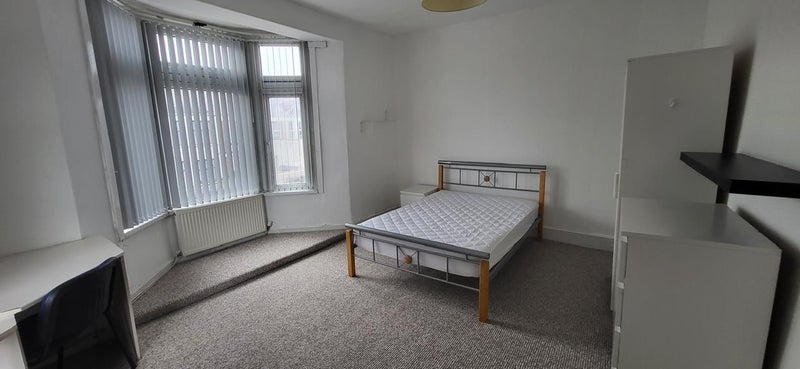Room Whitchurch Road in Cardiff