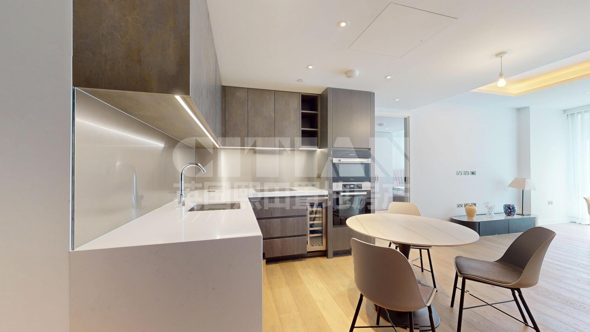 Flat Carnation Way in Greater London