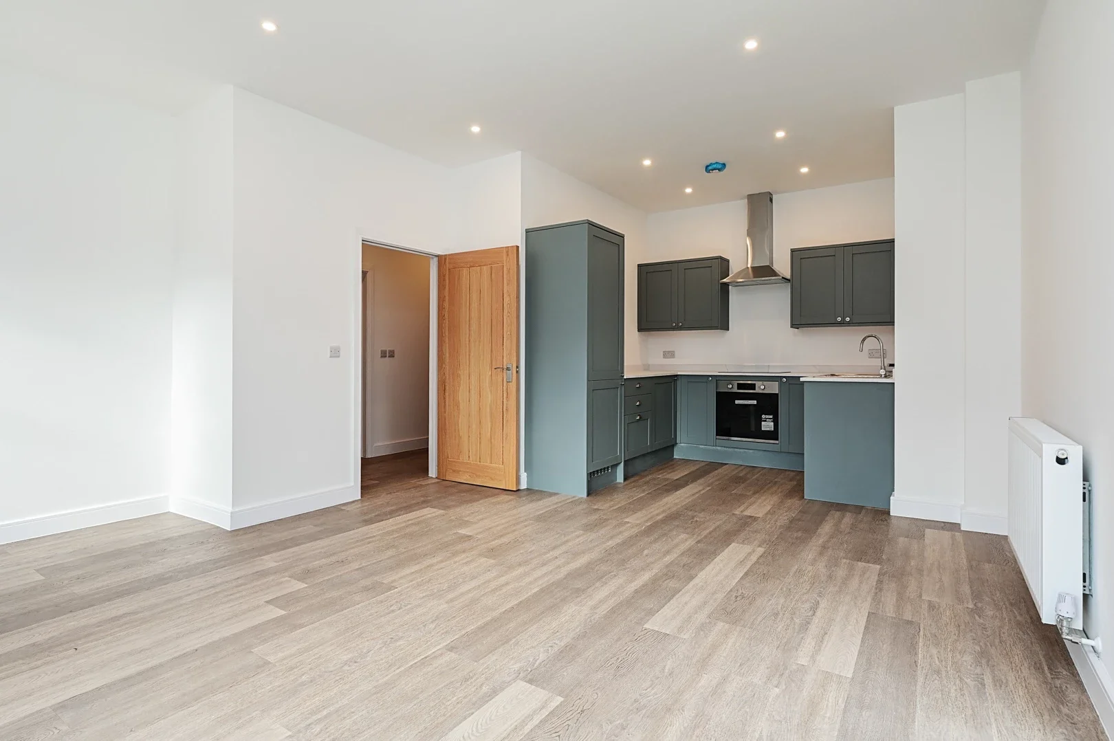 Flat Alexandra Road in Rushmoor