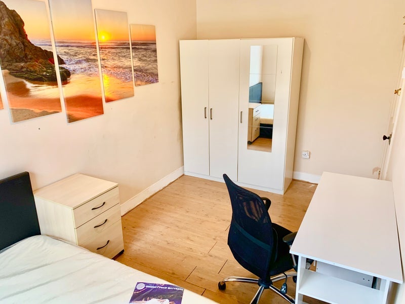 Room Deptford Church Street in Greater London
