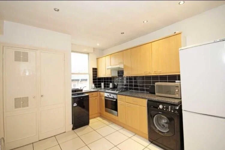 Room Audley Road in Greater London