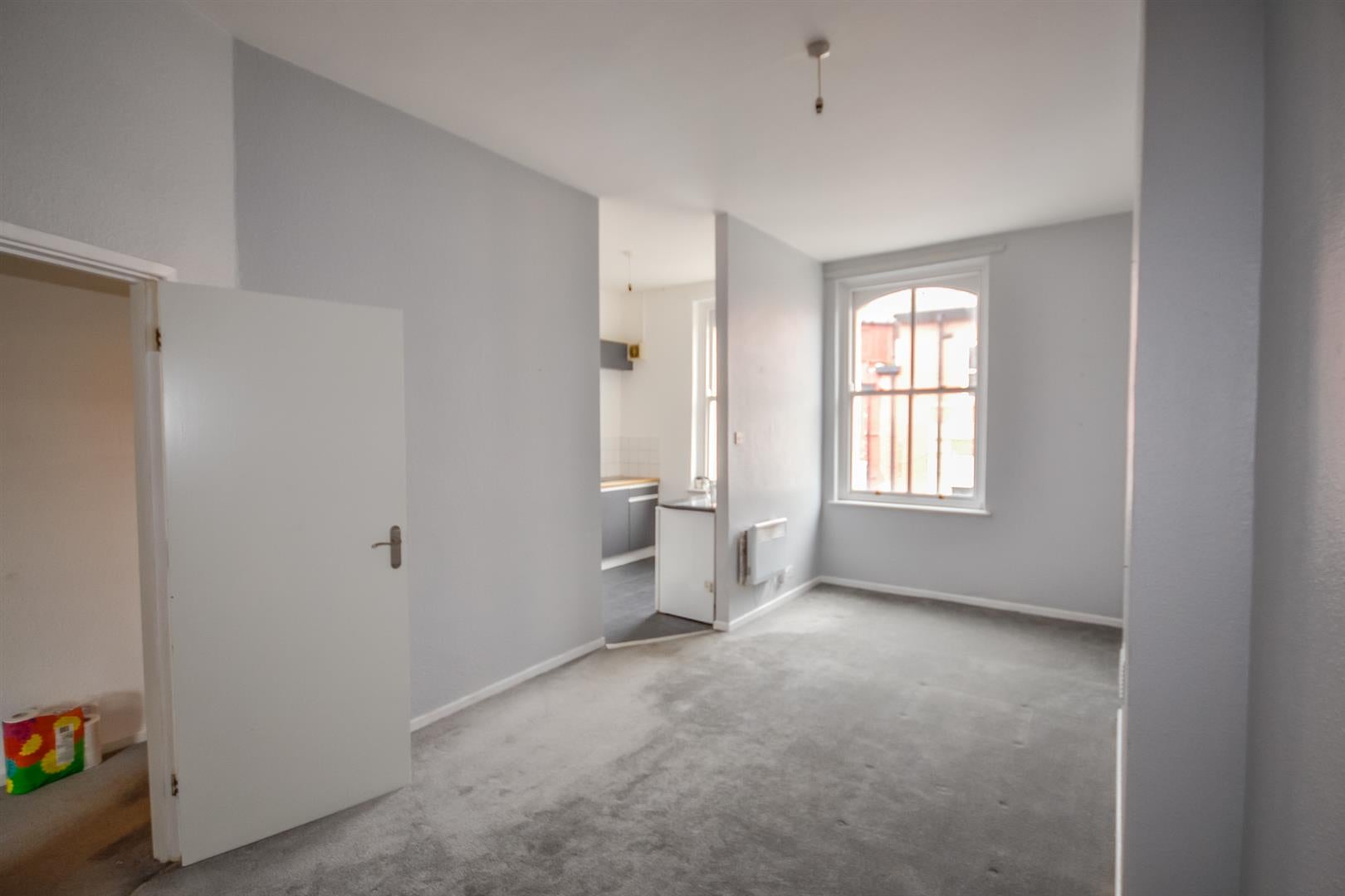 Flat Holton Road in Barry