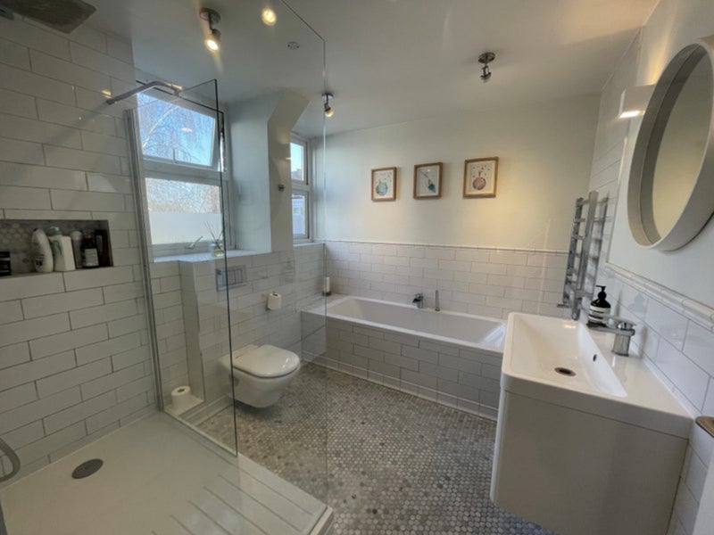 Room Wayford Street in Greater London
