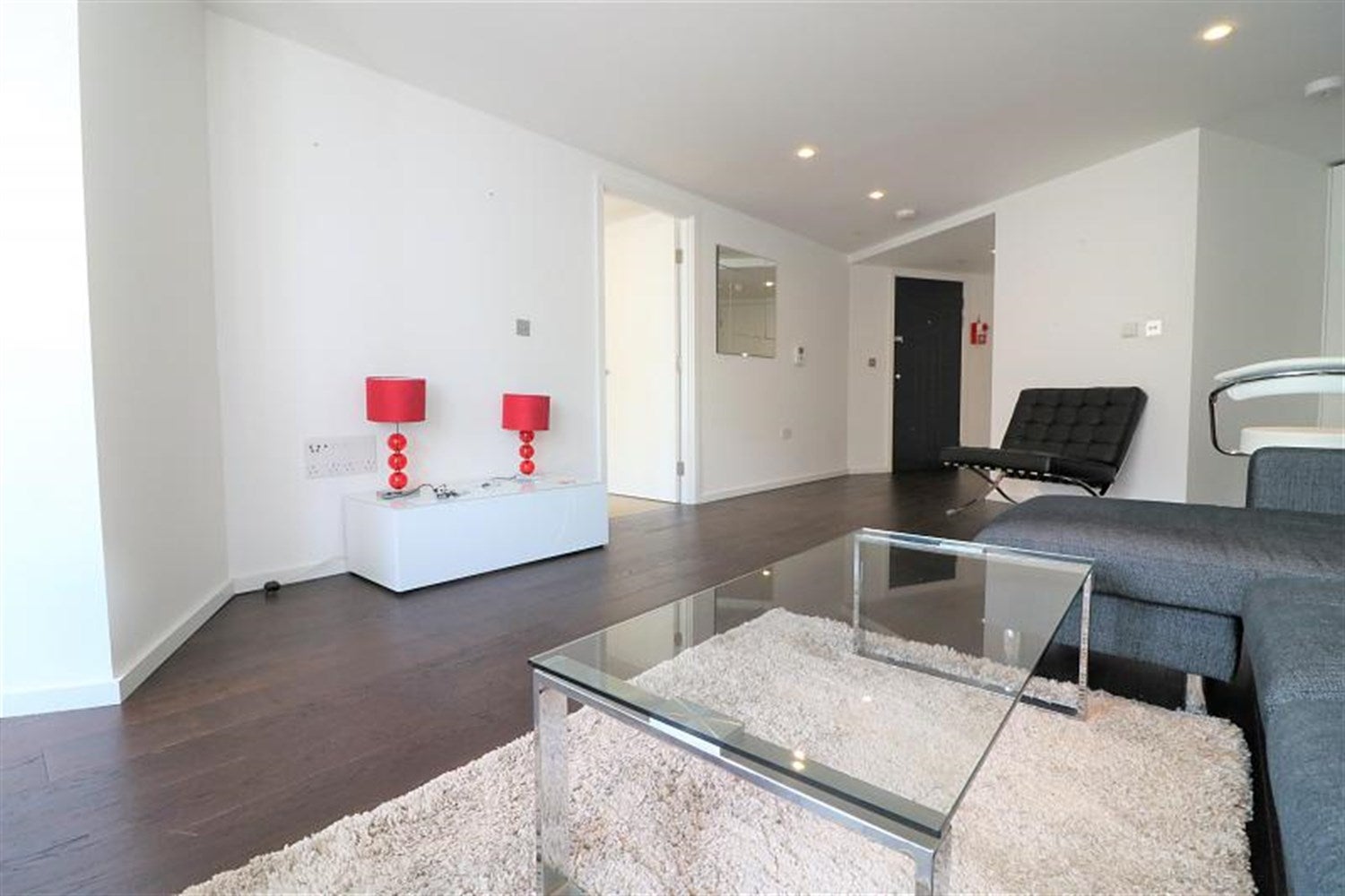 Room City Road in Greater London