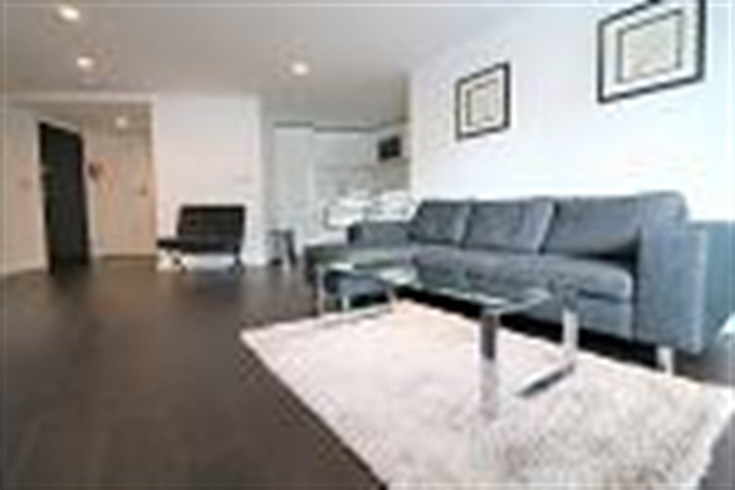 Room City Road in Greater London