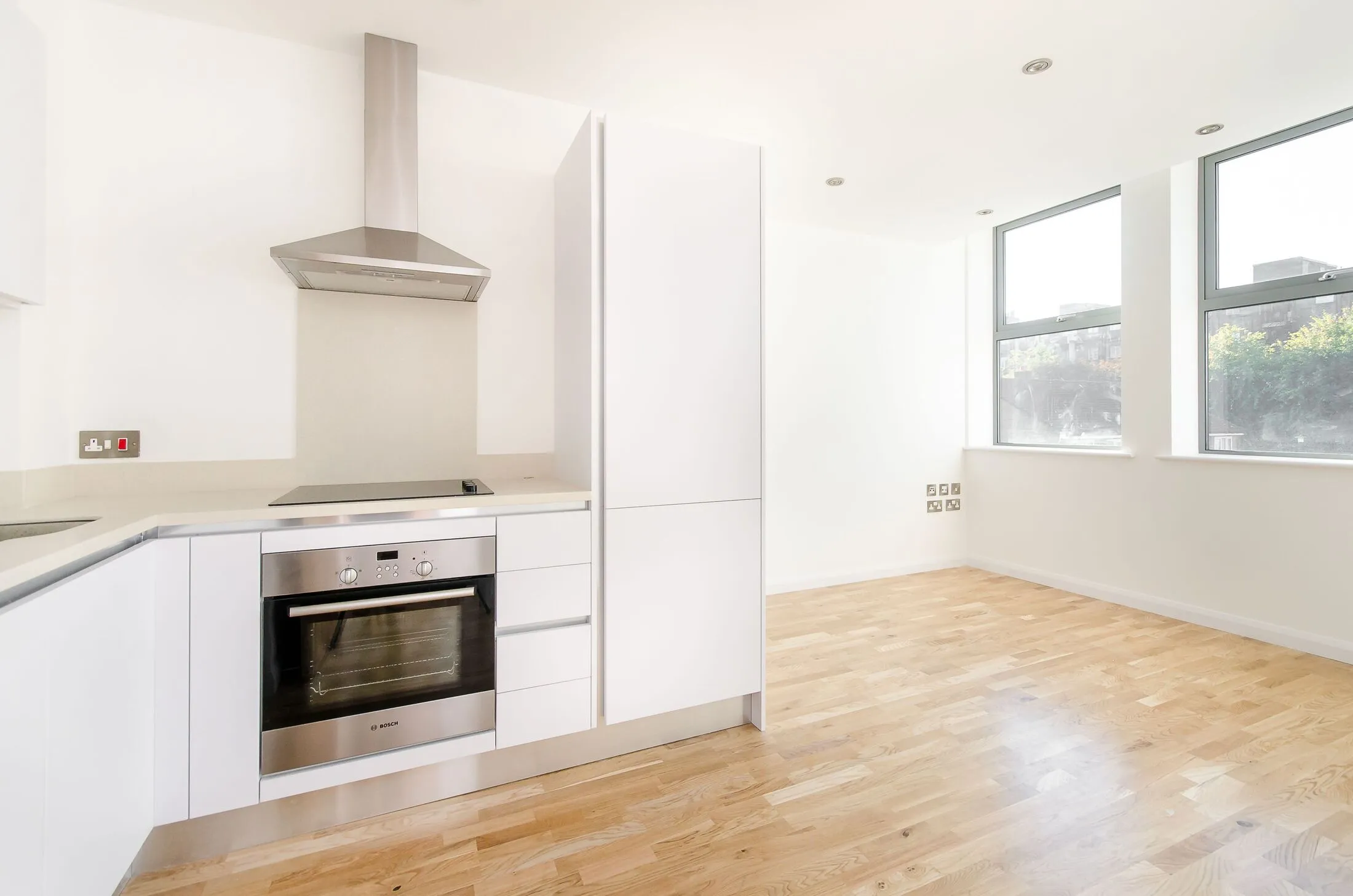 Flat Streatham High Road in Greater London