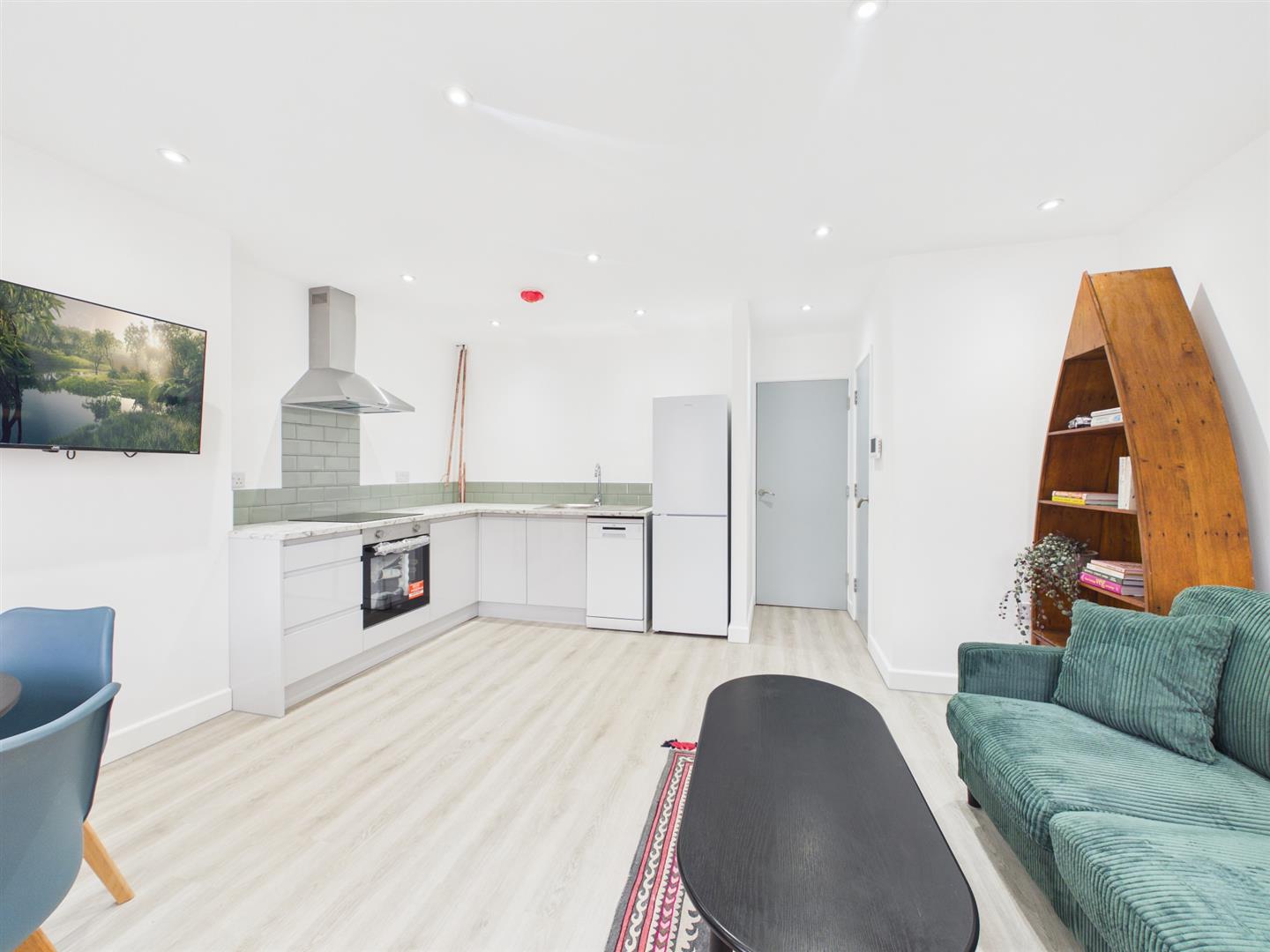Flat Leopold Street in Charnwood