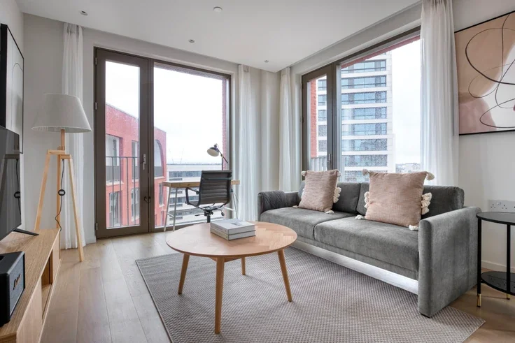 Flat Lewis Cubitt Walk in Greater London