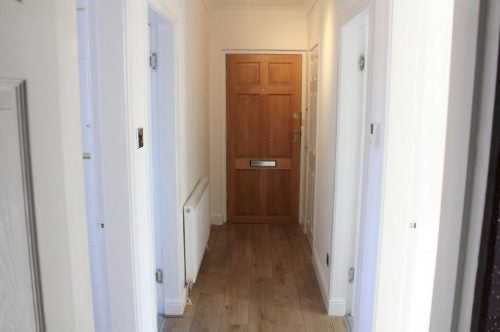 Flat Dunglass Avenue in East Kilbride