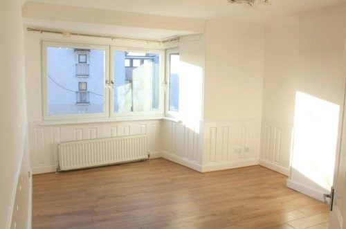 Flat Dunglass Avenue in East Kilbride