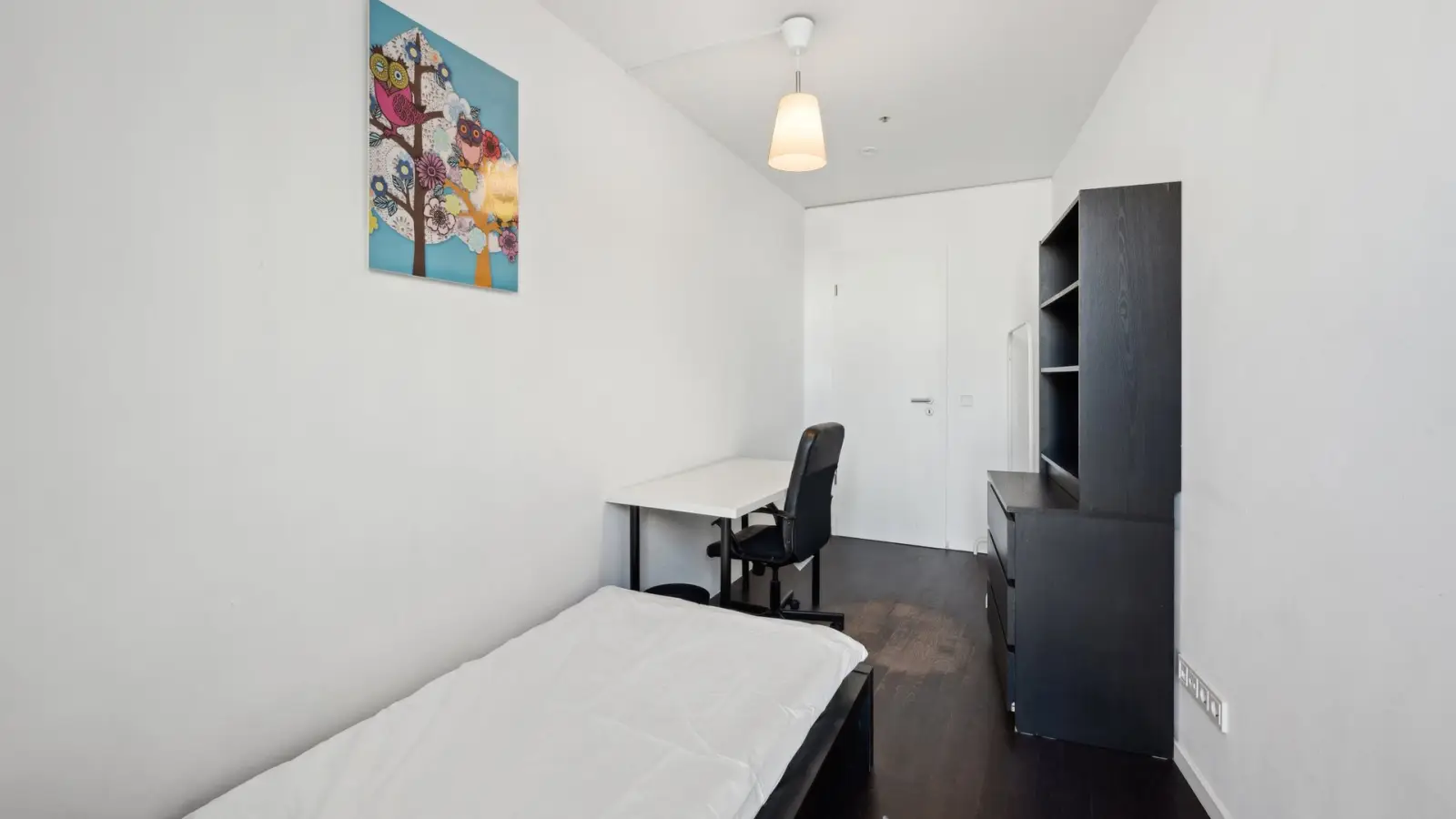 Zimmer Bernhard-Weiß-Straße in Berlin