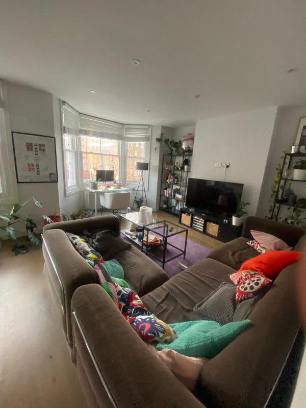 Room Parkhurst Road in Greater London