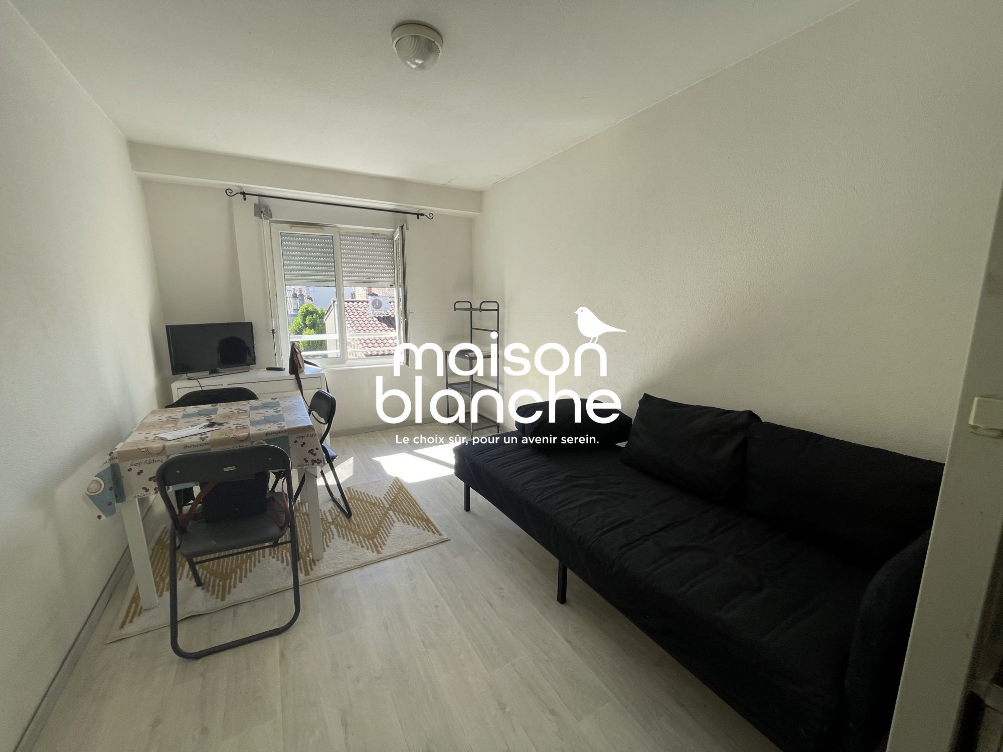 Flat Rue Manon Cormier in Bordeaux