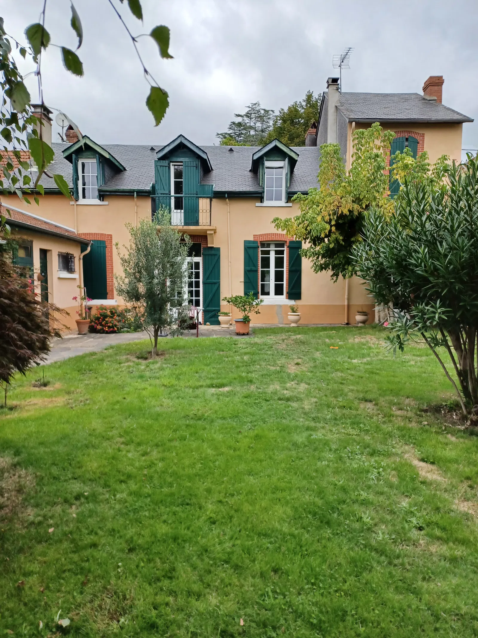 Room Rue Diderot in Tarbes