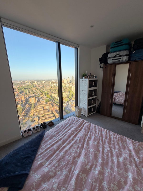 Room Walworth Road in Greater London
