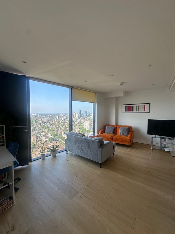 Room Walworth Road in Greater London