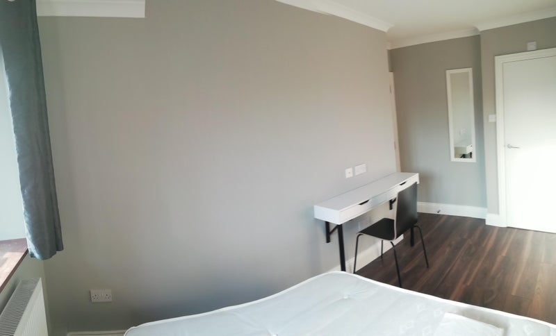 Room Purcell Street in Greater London